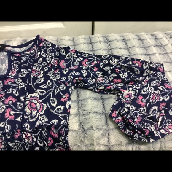 Floral Bohemian Long Sleeve Dress - Picture 12 of 13